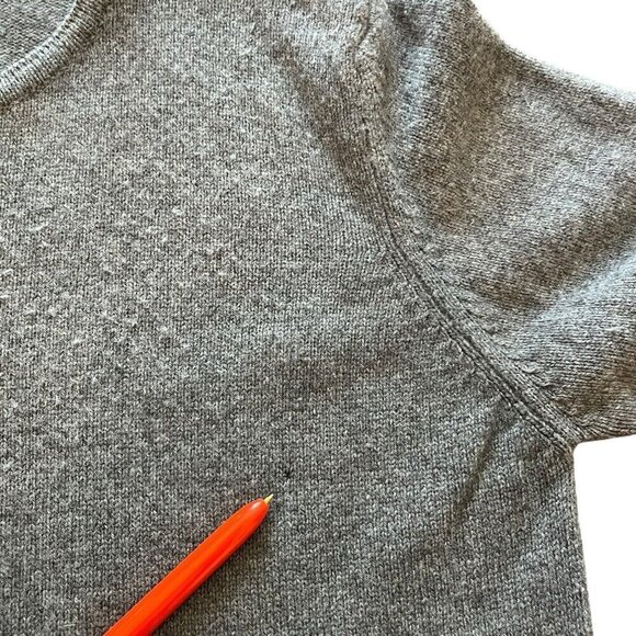 Castle of Ireland Womens Cardigan Sweater Merino Wool Angora Medium Vtg Flaws - Picture 12 of 16